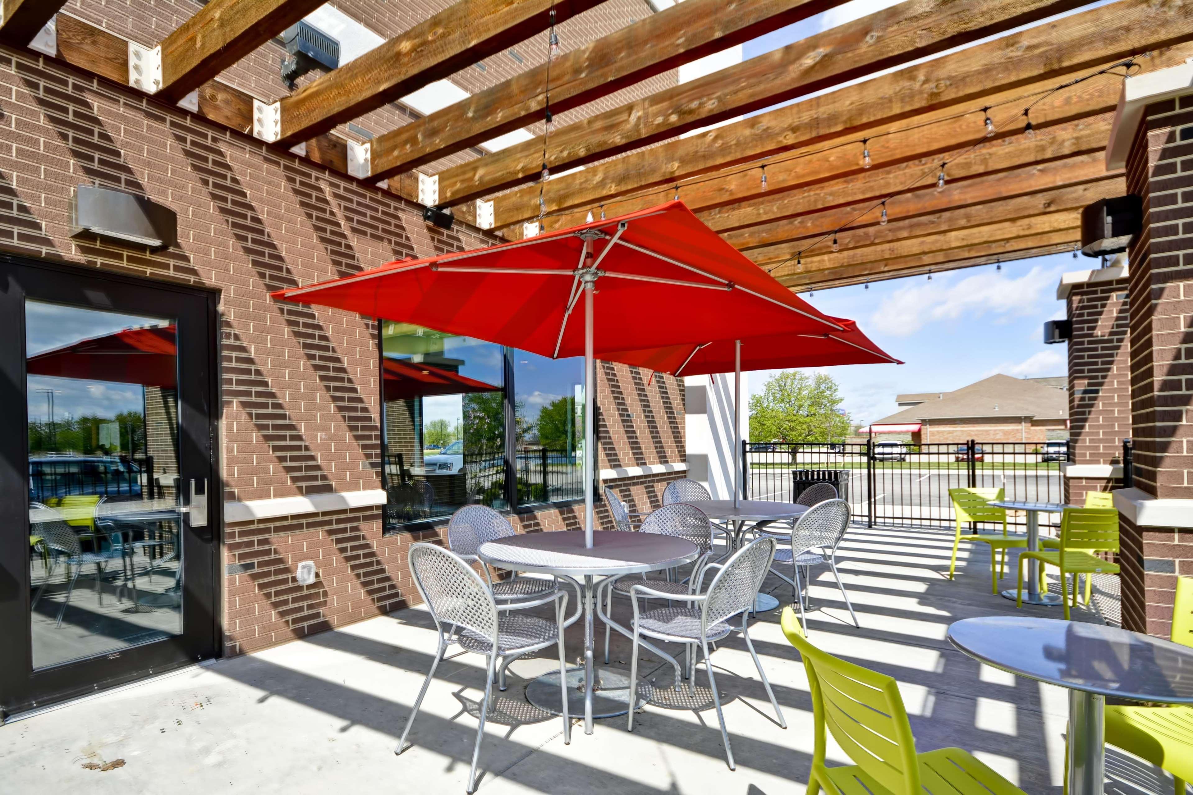 Home2 Suites By Hilton Evansville Extérieur photo